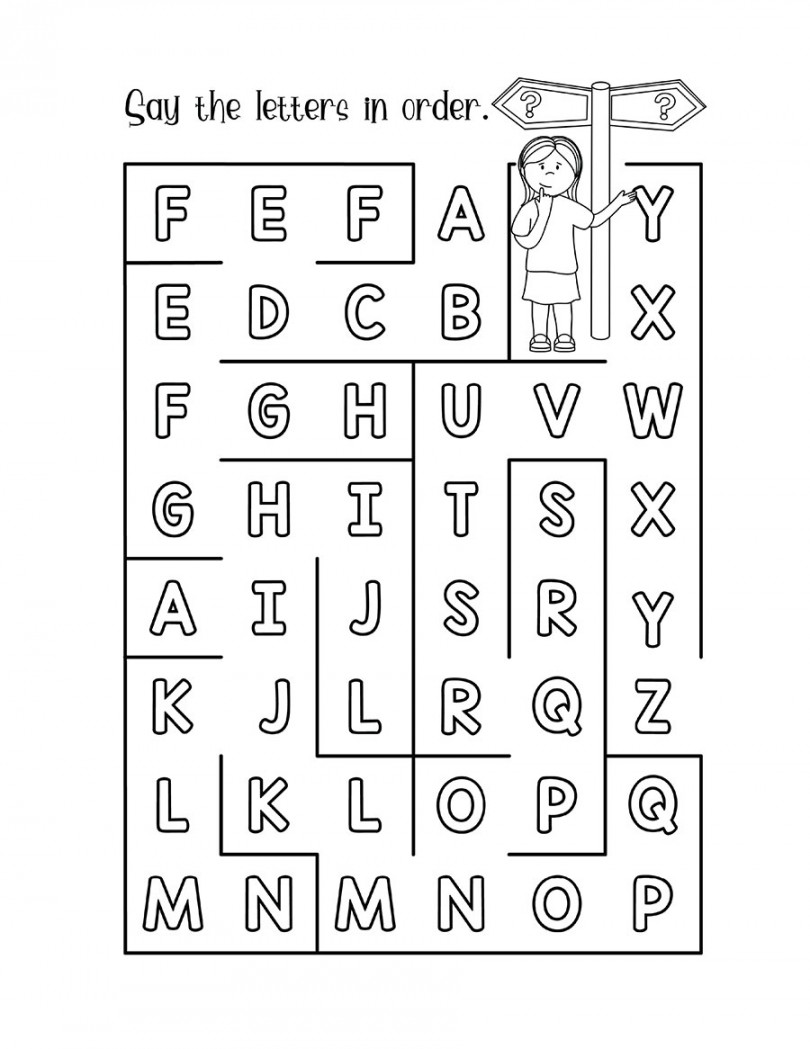 English Unite - Phonics Worksheets - Alphabet Maze